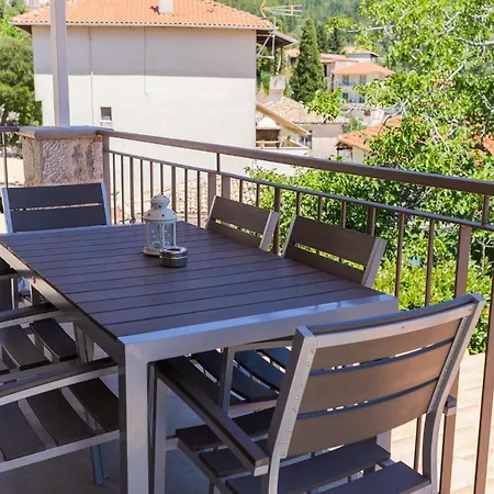 Karya Karia (Lefkada)