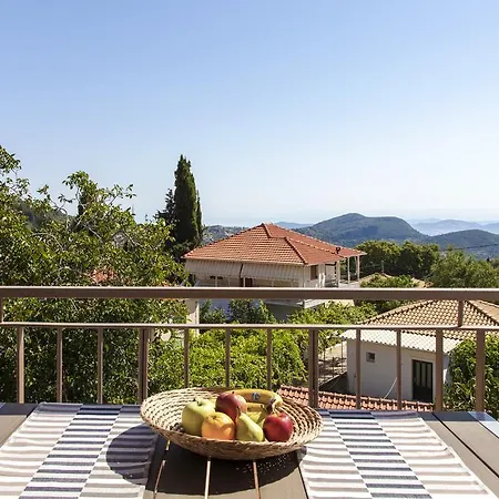 Karya * Karia (Lefkada)